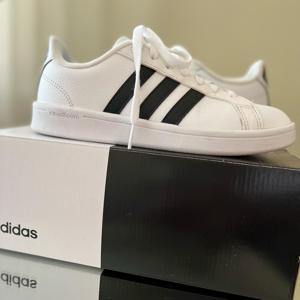 Adidas Women's Grand Court Casual Sneakers